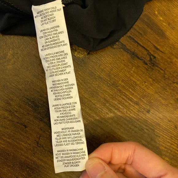 Fabletics black long sleeve top Size XS - Picture 7 of 7